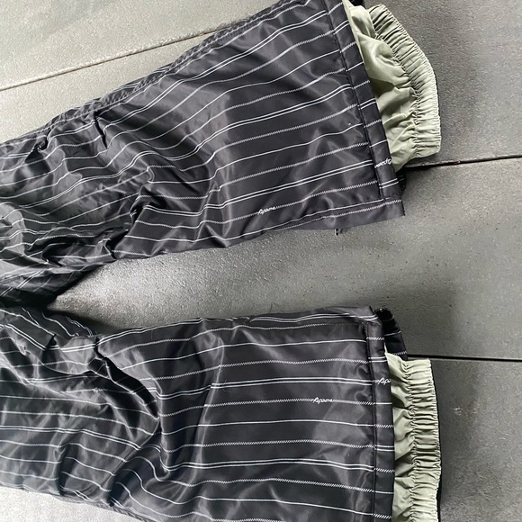 Rip Zone Med Kids Snow Board Pants 26” x 24” - Picture 2 of 10